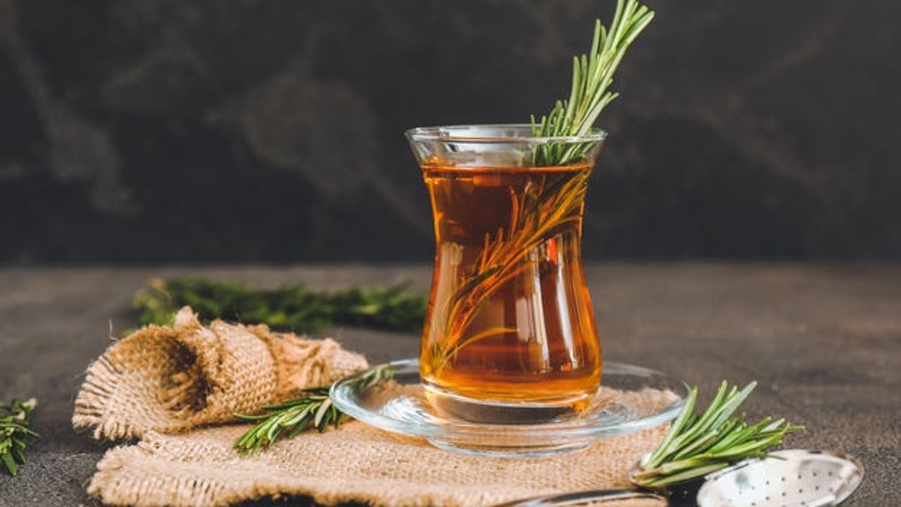 Bağışıklığınızı Güçlendirecek 10 Şifalı Bitki Çayı