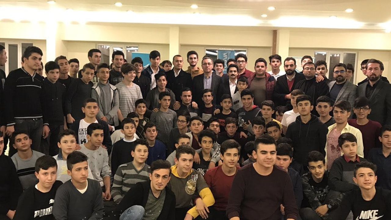 Hayrettin Güngör: Gençler Bir Harika!