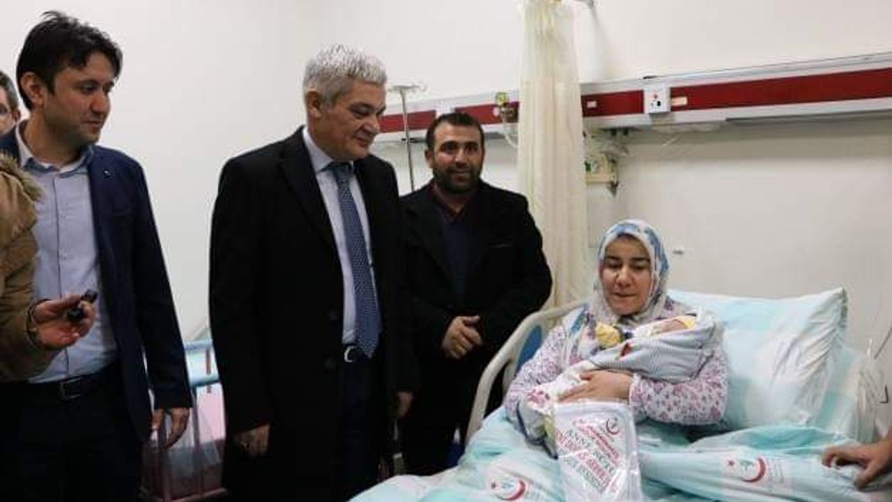 Kahramanmaraş'ta Yeni Yılın İlk Bebeğinin Adı "İbrahim" Oldu