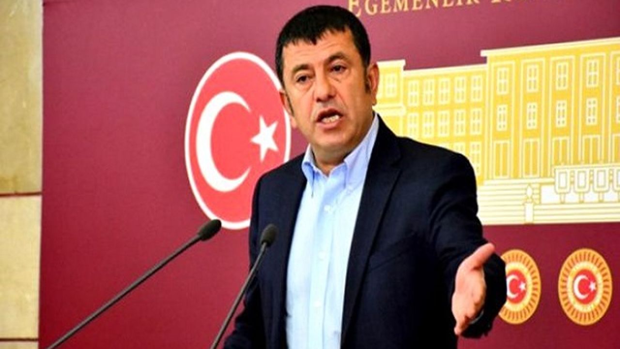 CHP'li Vekil: İmamoğlu’na Destek Veren Sanatçının Konseri İptal Edilmiş