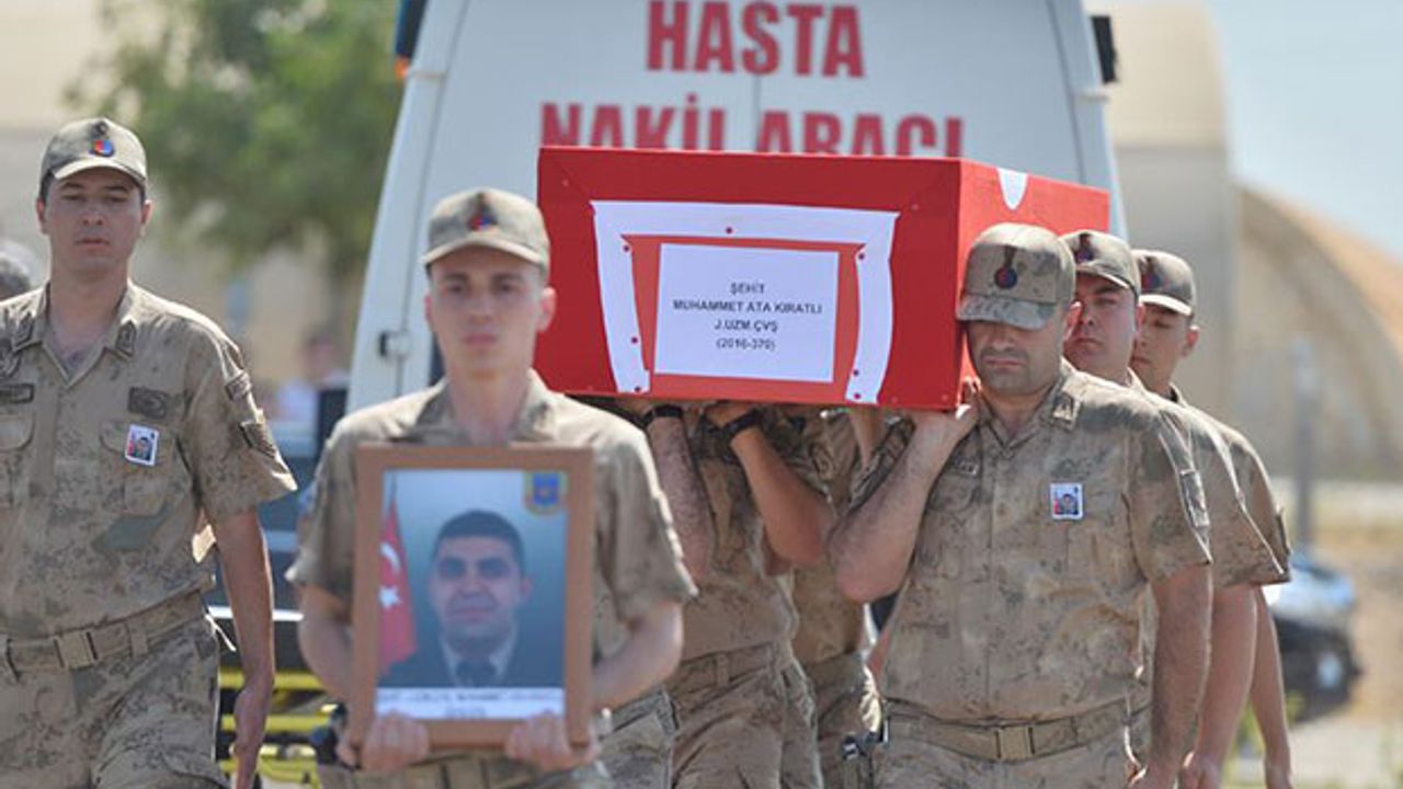 50 Günlük Çocuğu Vardı: Gözyaşlarıyla Memleketine Uğurlandı