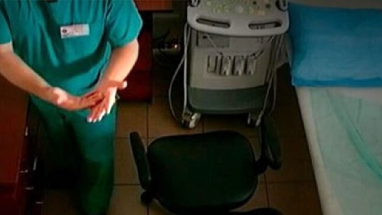 Hastane Deposunda Cinsel İlişkiye Girdi, Mahkemede Haklı Çıktı
