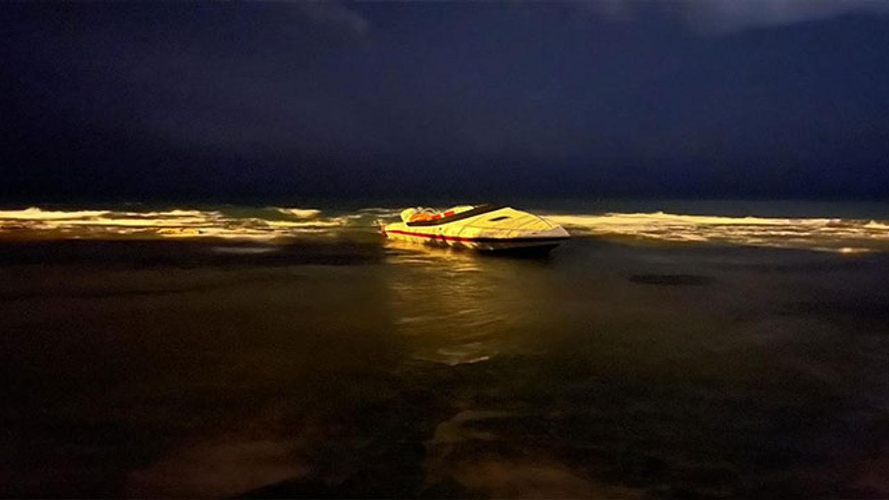 Antalya'da Düzensiz Göçmen Kaçakçılığı: 2 Gözaltı