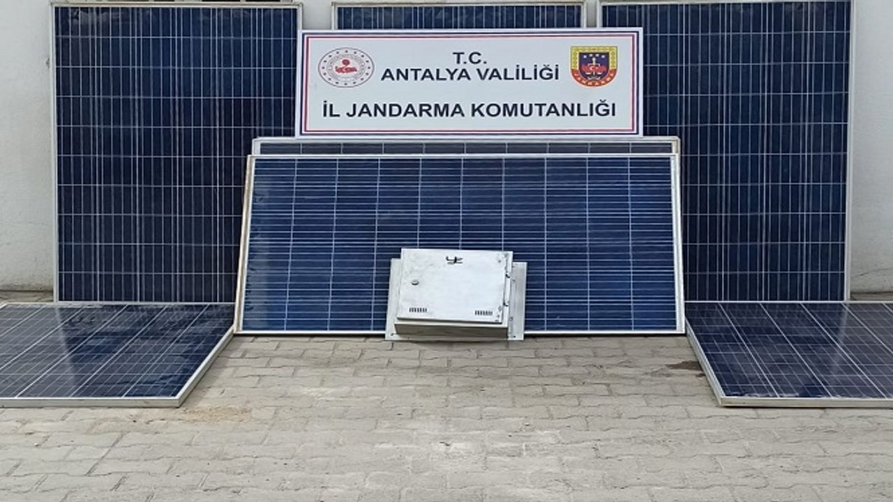Antalya'da  Güneş Paneli Hırsızları Yakalandı