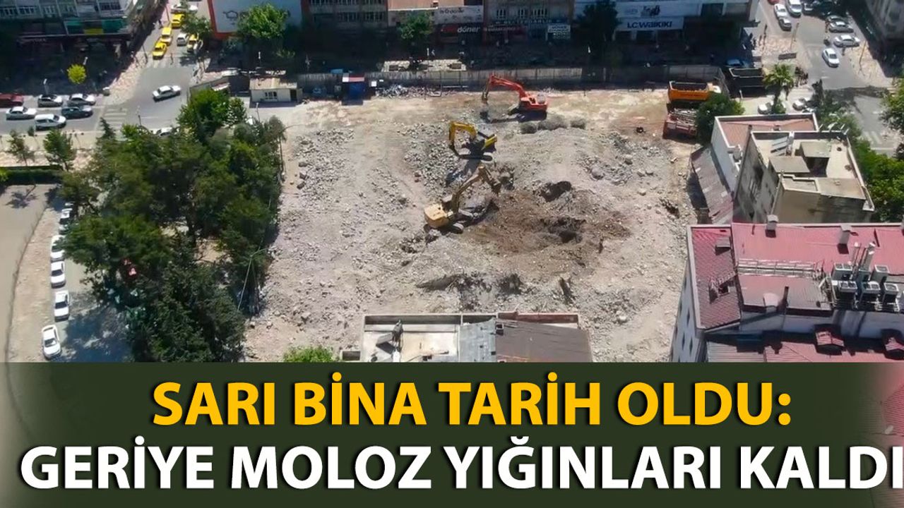 'Dünyanın En Saçma Binası' Tarih Oldu