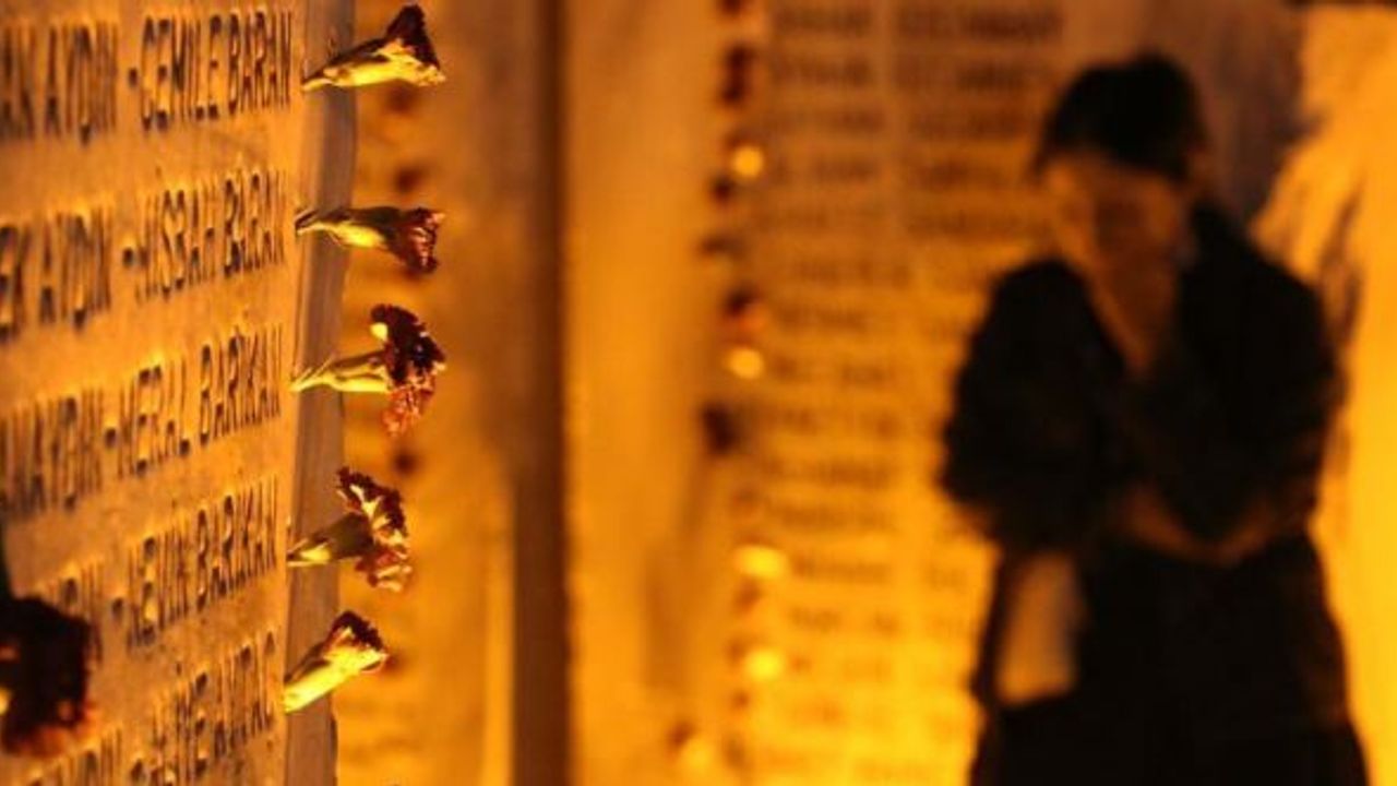 17 Ağustos depreminin yıl dönümü Yalova'da anıldı