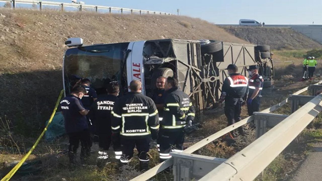 Afyonkarahisar'da Feci Kaza: 1 Ölü 38 Yaralı