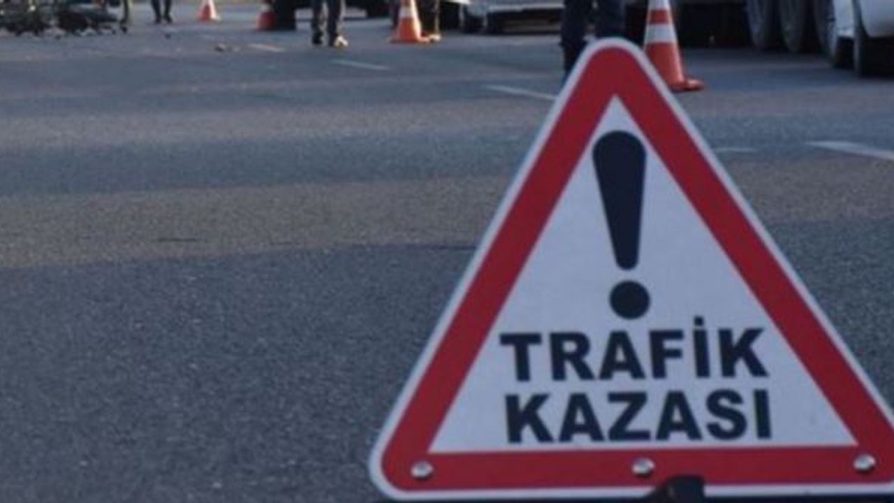 K.Maraş / Minibüs ile kamyonet çarpıştı: 2 yaralı