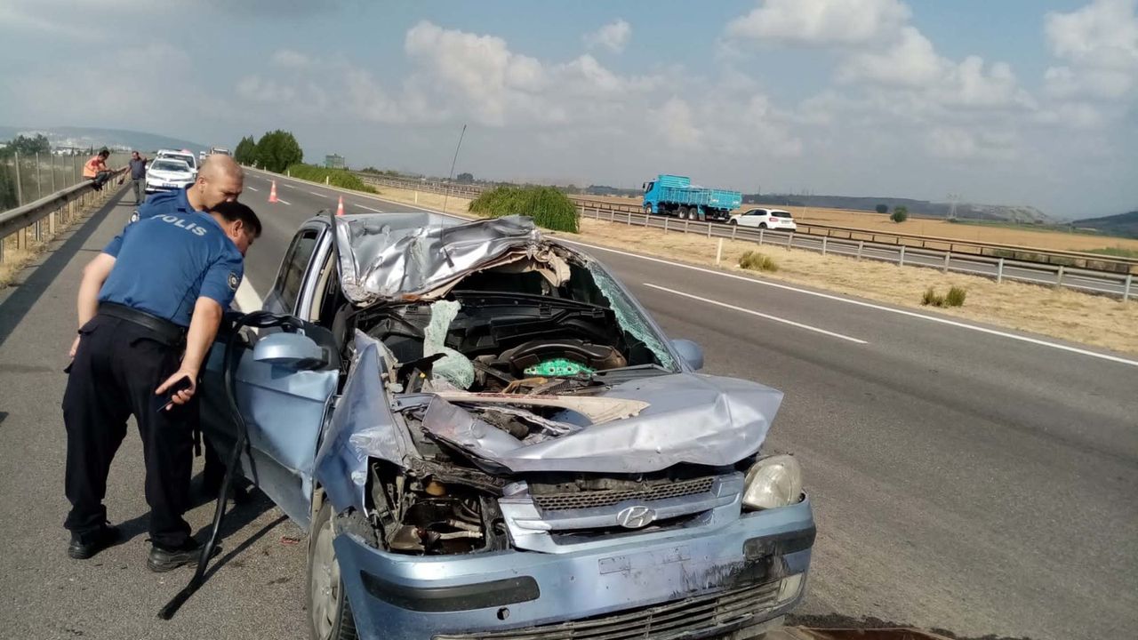 TIR’a arkadan bindirdi: 2 ölü, 2 yaralı!