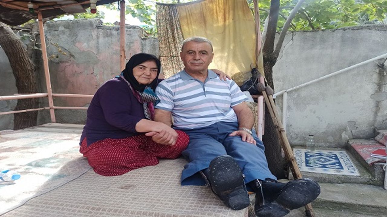 Kahramanmaraş'ta 37 Yıldır Yatalak Eşine Bebek Gibi Bakıyor