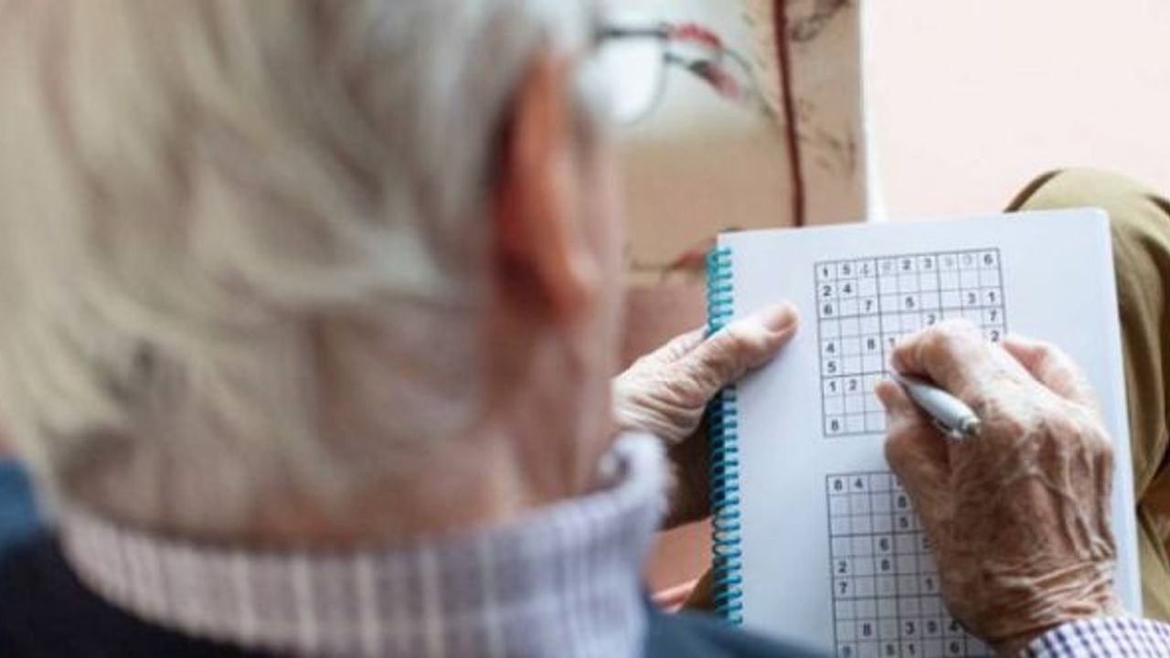 Alzheimer hastalığı tehlikeli bir şekilde artıyor!
