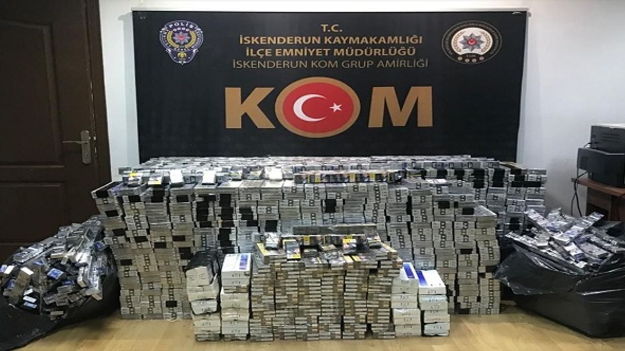 Hatay'da bir otomobilde 16 bin paket kaçak sigara ele geçirildi!