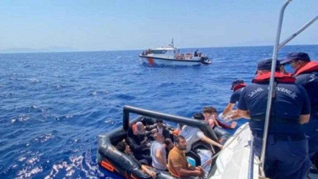 Yunan geri itti! 5 göçmen boğuldu!