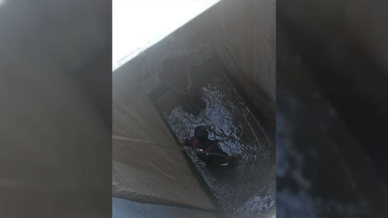 14 yaşındaki çocuk su kanalına düştü!