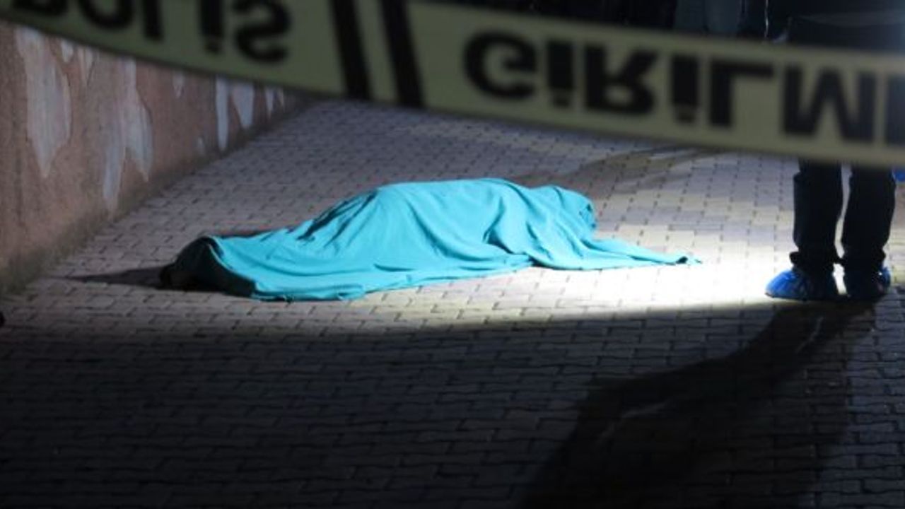 Kahramanmaraş’ta balkondan düşen genç hayatını kaybetti!