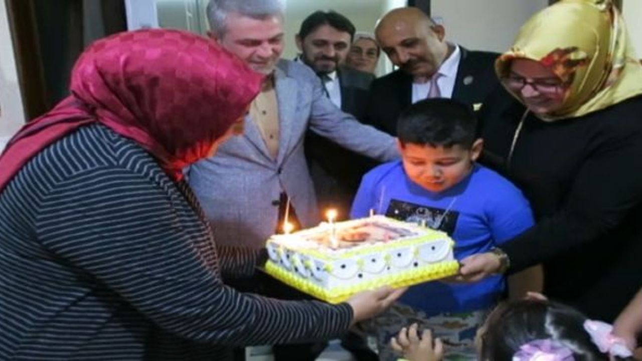Kahramanmaraş’ta şehidin oğluna doğum günü sürprizi!