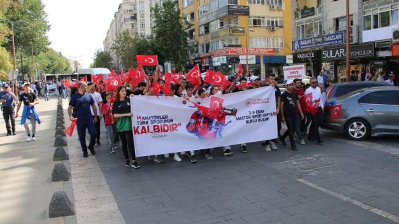 Kahramanmaraş’ta ‘sporda farkındalık’ için yürüdüler!