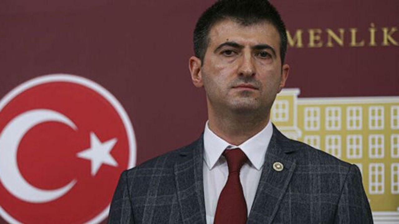 Mehmet Ali Çelebi, AK Parti’ye geçti!