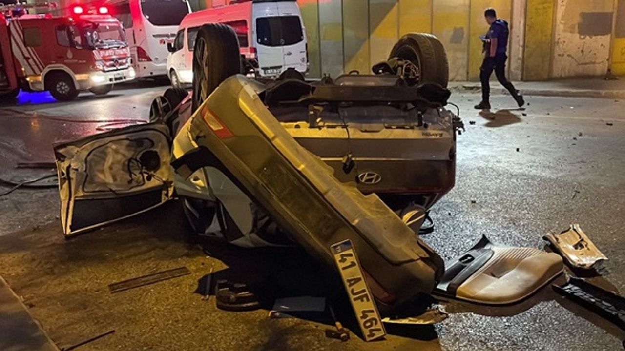 Otomobil köprüden düştü: 1 ölü, 1 yaralı