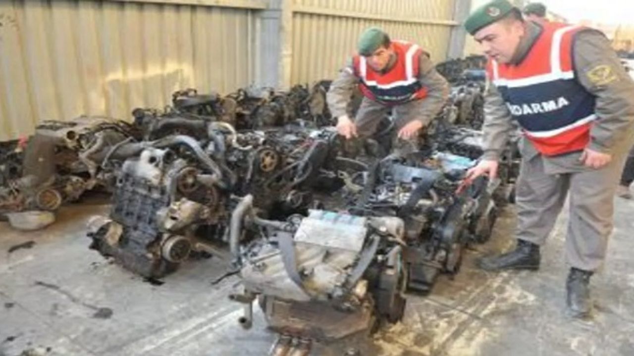 Hurda kaydıyla yurda getirilen araç motorları ele geçirildi