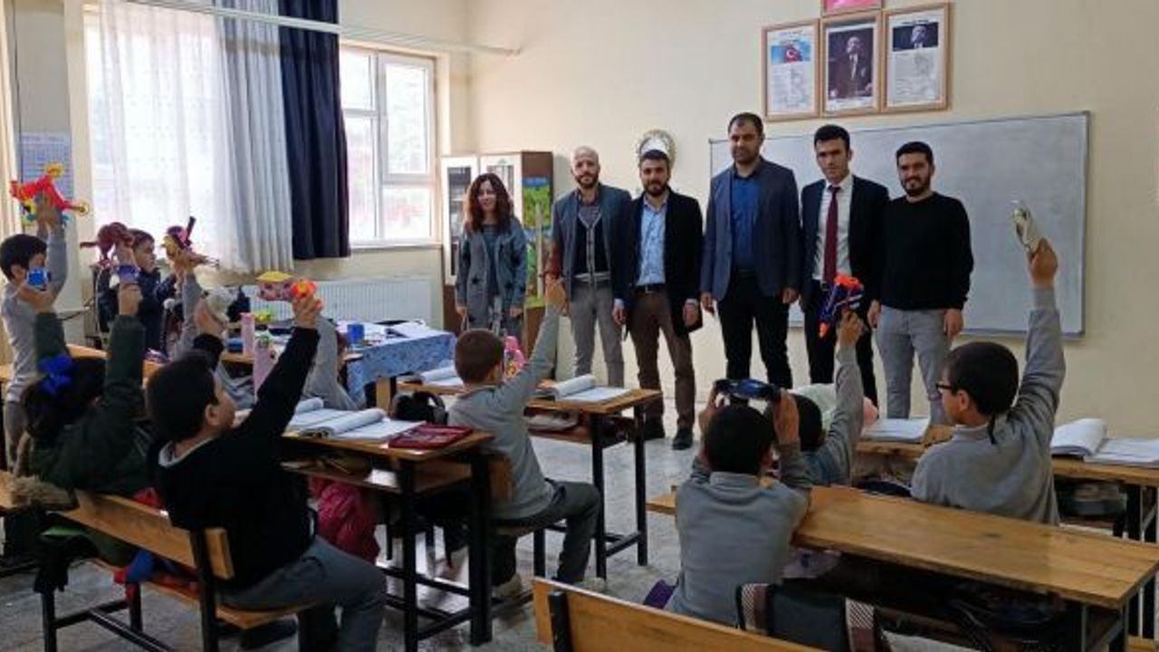 Kahramanmaraş'ta ‘Oyuncak Kardeşliği’ yüzleri güldürdü