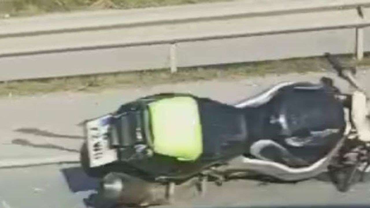 Karşıdan karşıya geçmek isteyen kadına motosiklet çarptı!