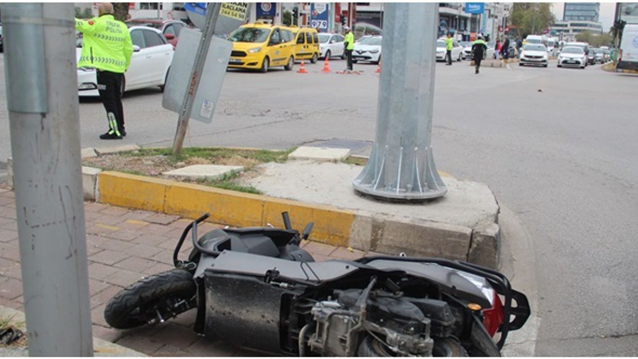 Kazada ağır yaralanan motosiklet sürücüsü için seferber oldular!