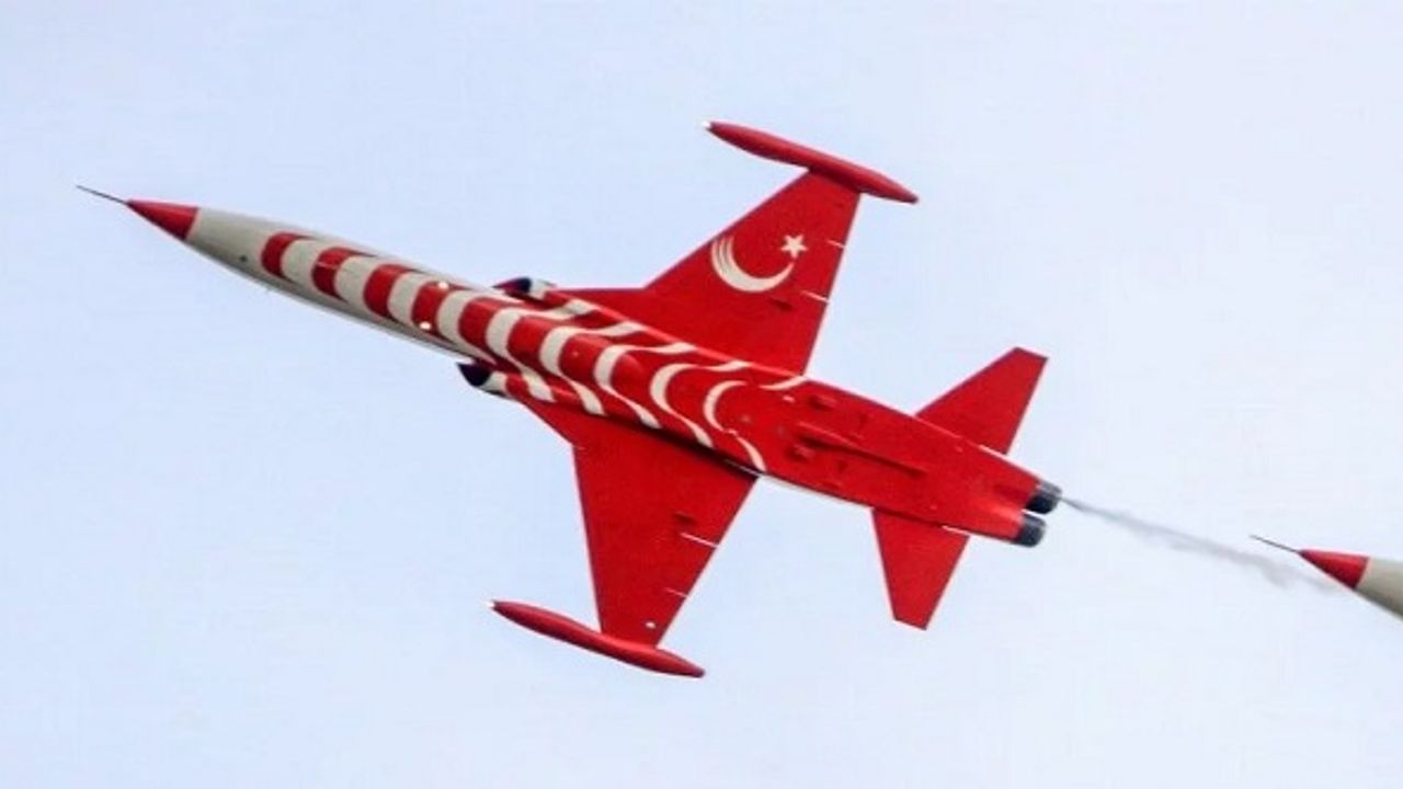 Konya'da Askeri Uçak Kuş Çarpması Sonucu Düştü