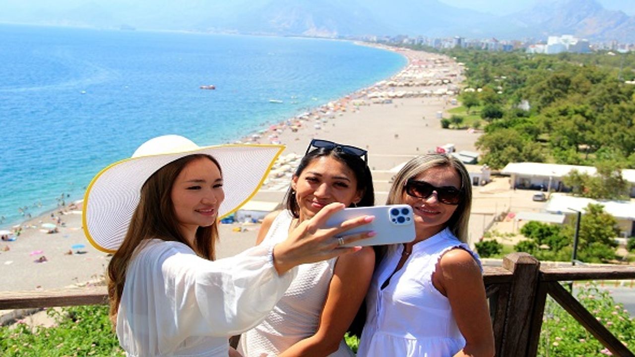 Antalya Turizmde 2023'e Hızlı Giriş Yaptı
