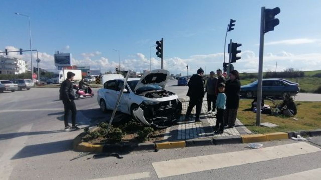 Kırmızı Işık İhlali Yapan Sürücü 3 Kişinin Yaralanmasına Neden oldu!