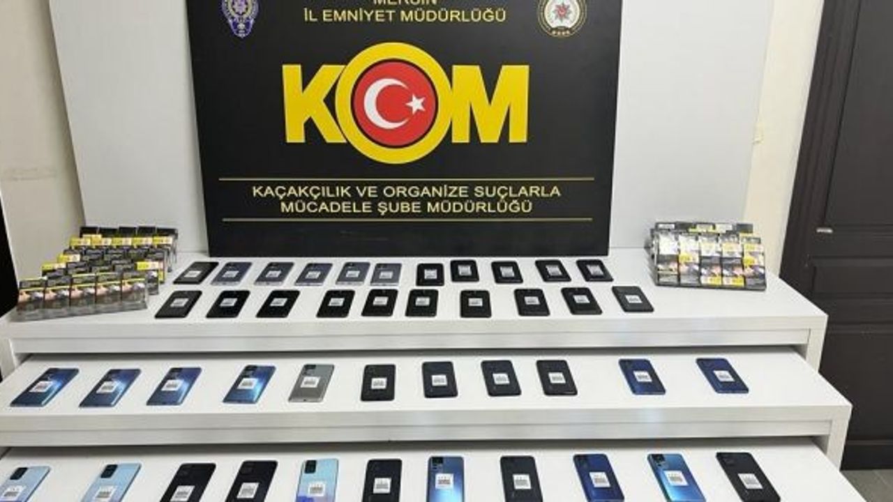 Arama yapılan araçta kaçak telefon ve sigara ele geçirildi!