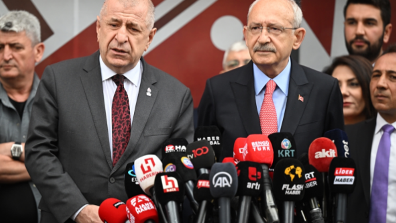 "İçişleri Bakanı olarak Suriyelileri göndereceğim" diyen Özdağ'a, Davutoğlu cephesinden sert tepki