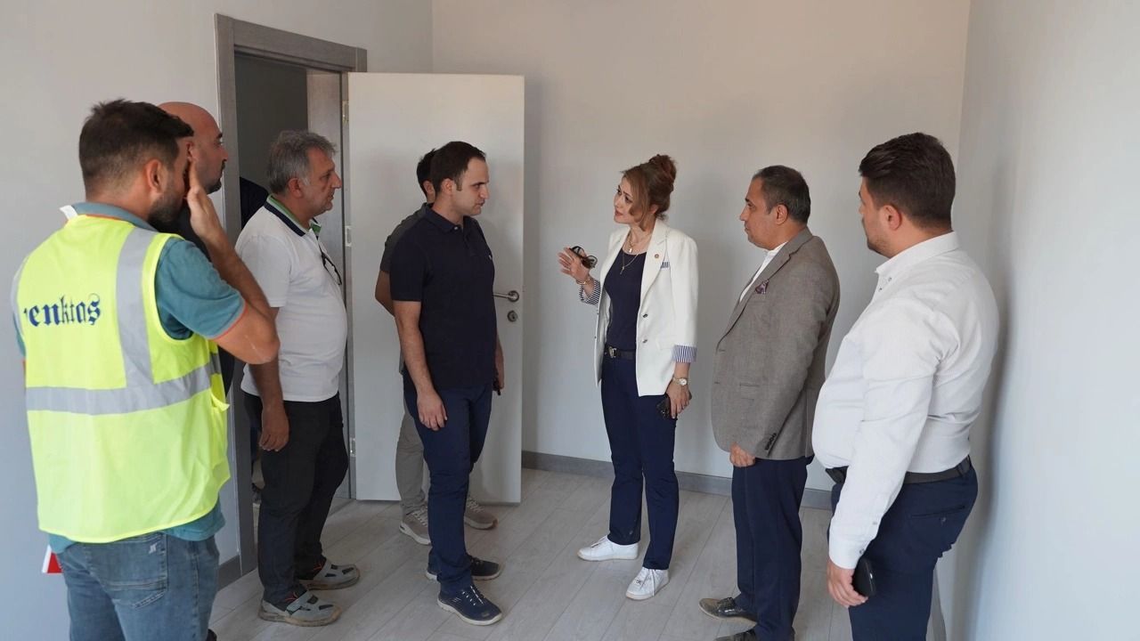 MHP’li Karakoç Dora Deprem Konutlarını Yerinde İnceledi