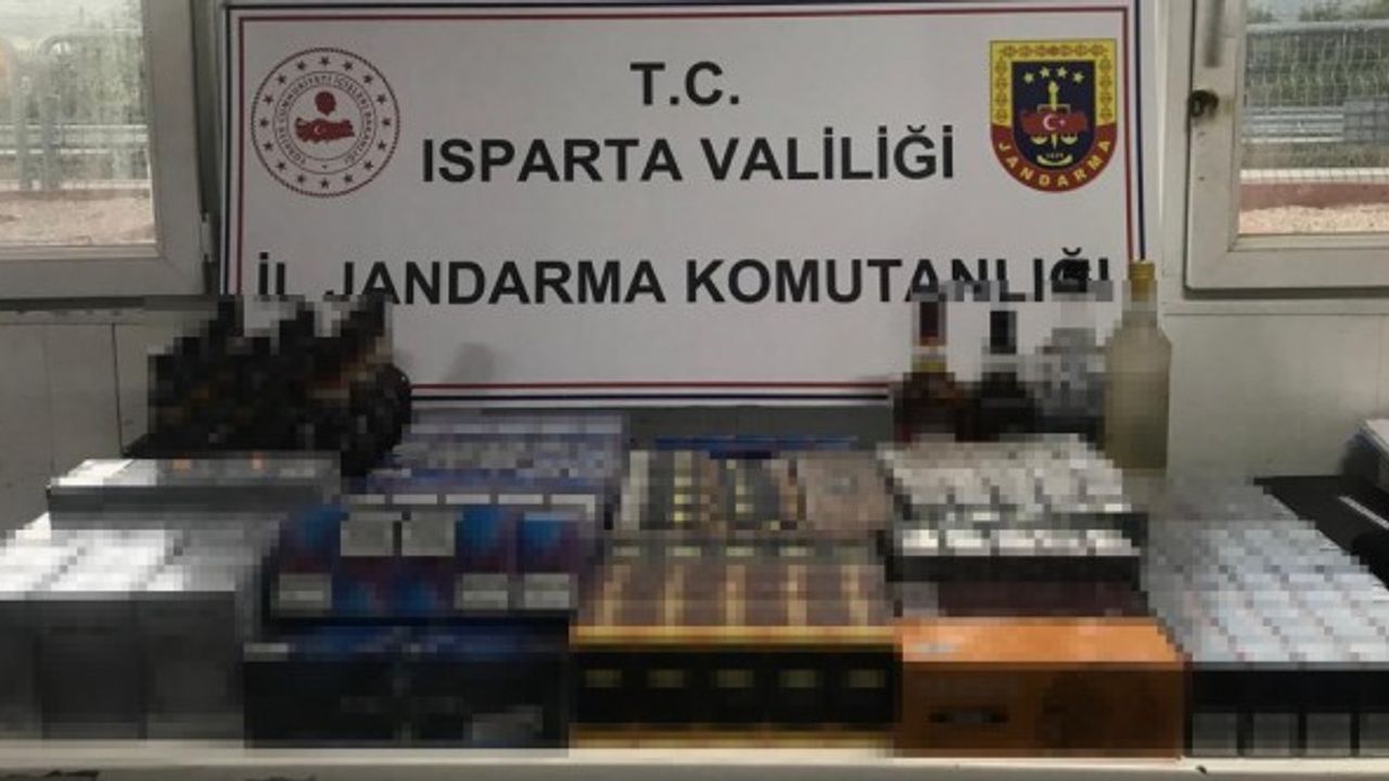 Isparta’da çok sayıda kaçak sigara ve alkol ele geçirildi