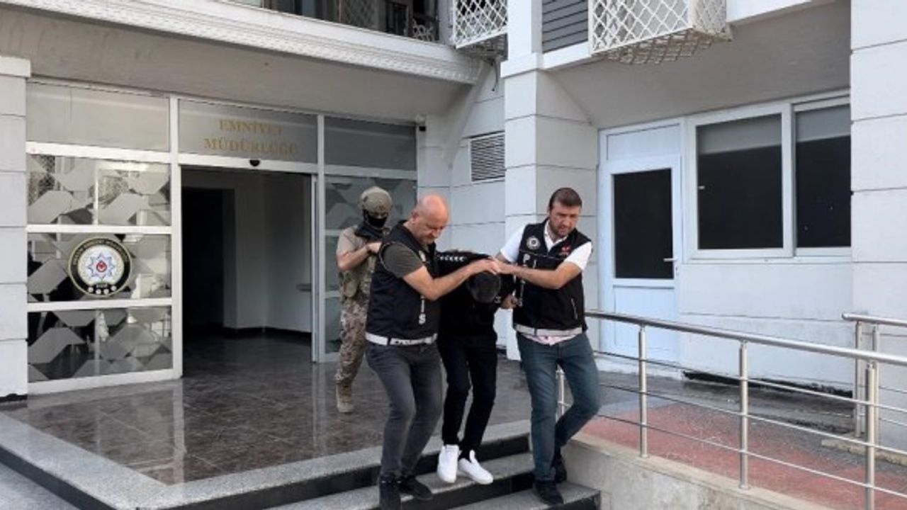 Mersin'de 610 kilogram kokain ele geçirilmesi olayında 3 tutuklama