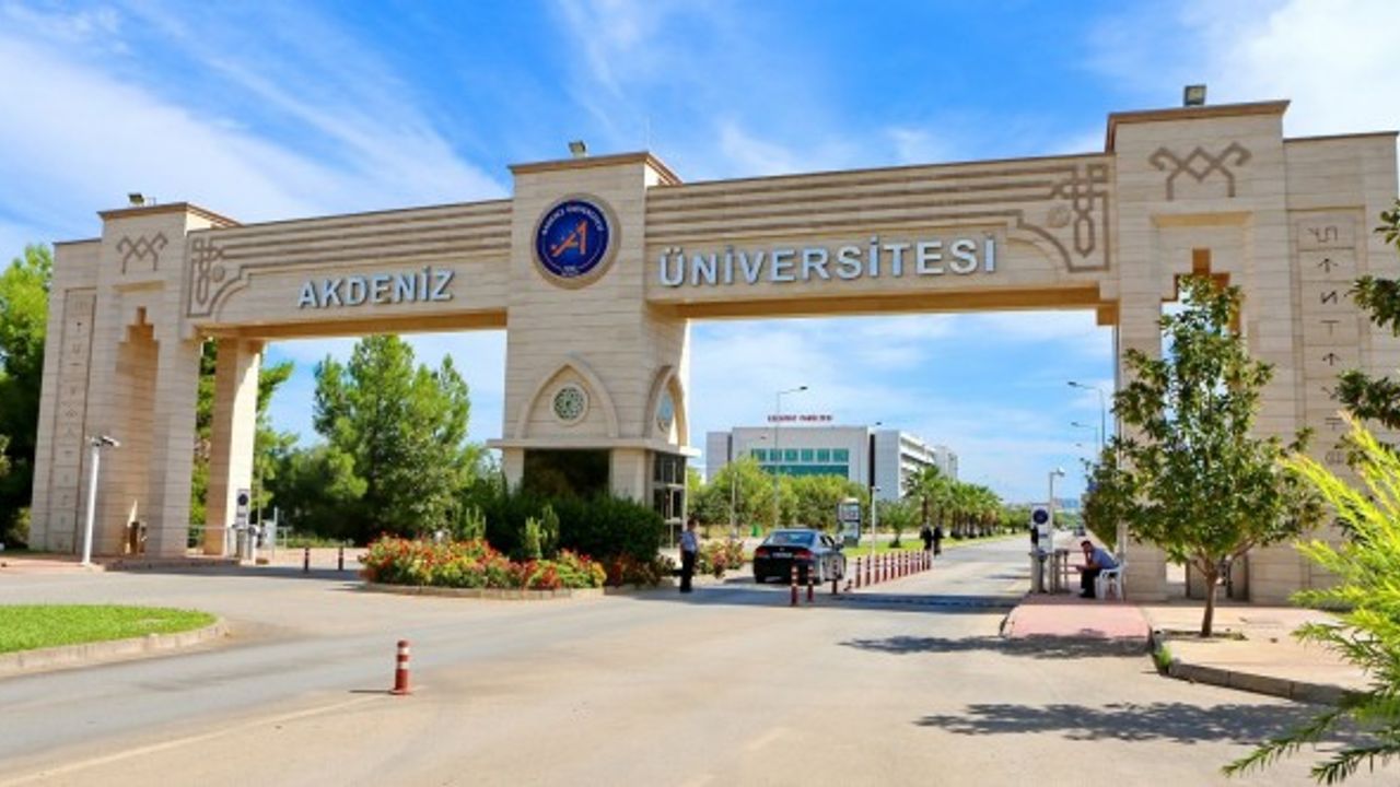 Akdeniz Üniversitesi dünya üniversiteleri arasında ilk 1000’de