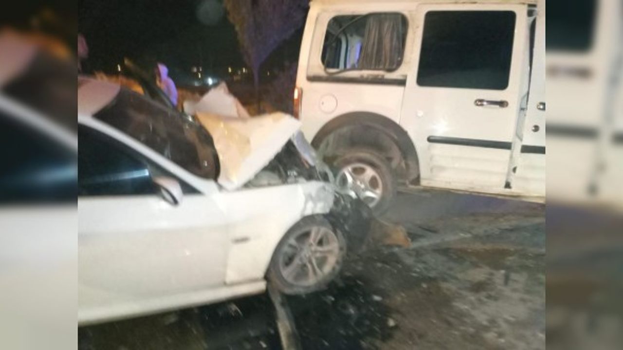 Hatay'da trafik kazasında 2 kişi yaralandı