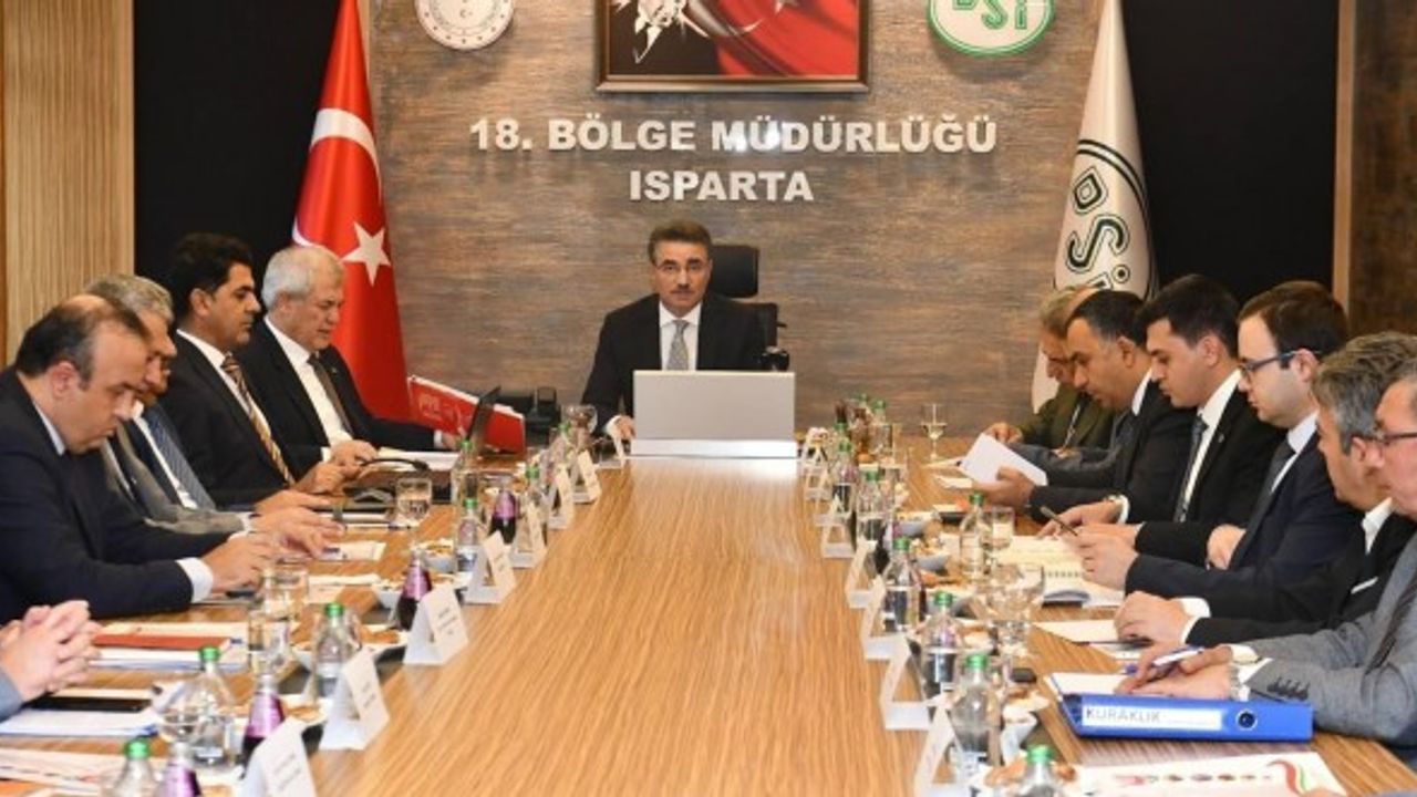 Isparta Valisi Baruş'tan Eğirdir Gölü uyarısı: "İlave tedbirler almak zorunda kalacağız"