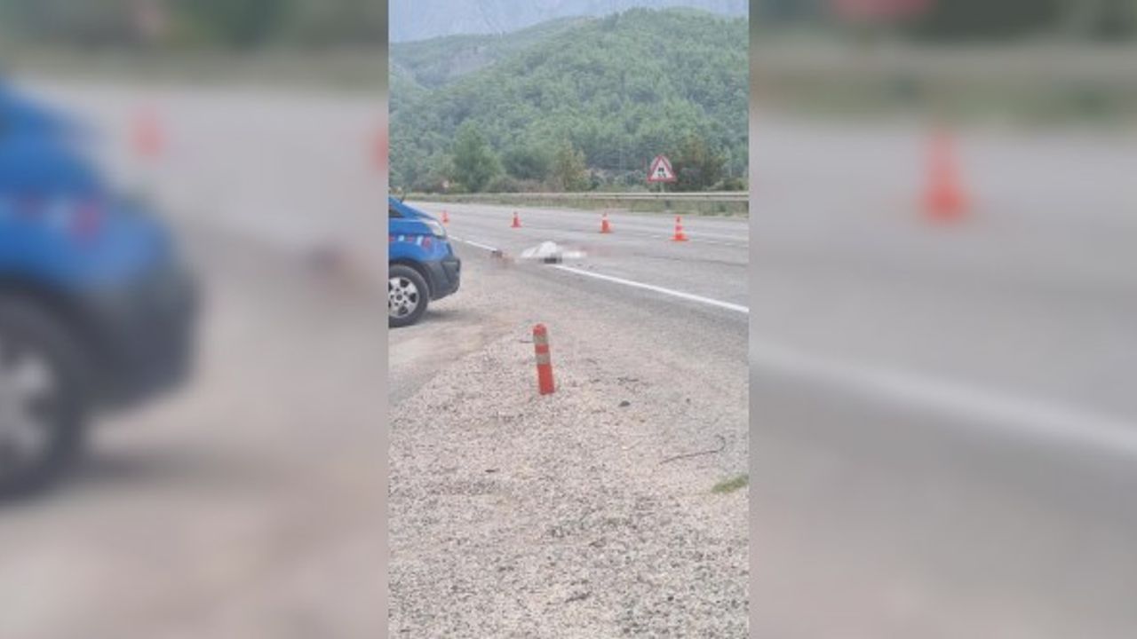 Trafik kazasında hayatını kaybeden Antalya İŞKUR Müdürü için gözyaşları sel oldu