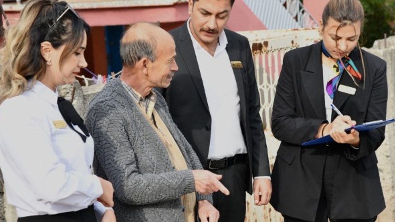 Osmaniye’de Mobil Halkla İlişkiler birimi, vatandaşların beklenti ve taleplerini dinliyor