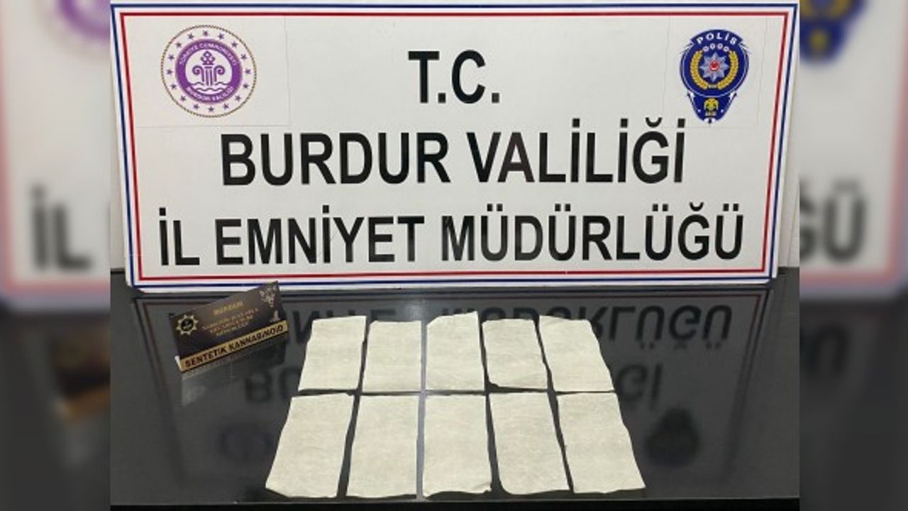 Burdur’da şüphe üzerine durdurulan araçta uyuşturucu çıktı, 2 şahıs tutuklandı