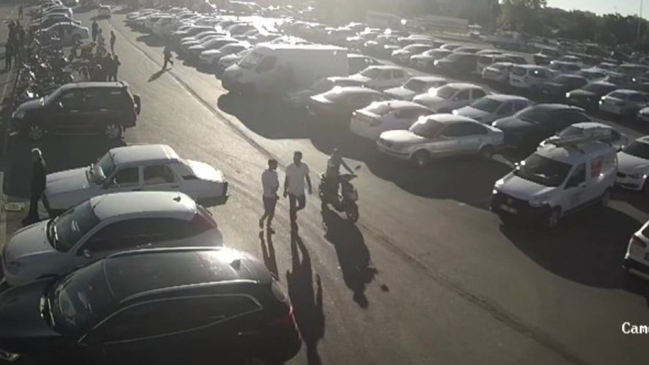 Kendini "polis" olarak tanıtıp 2 motosikleti çaldı