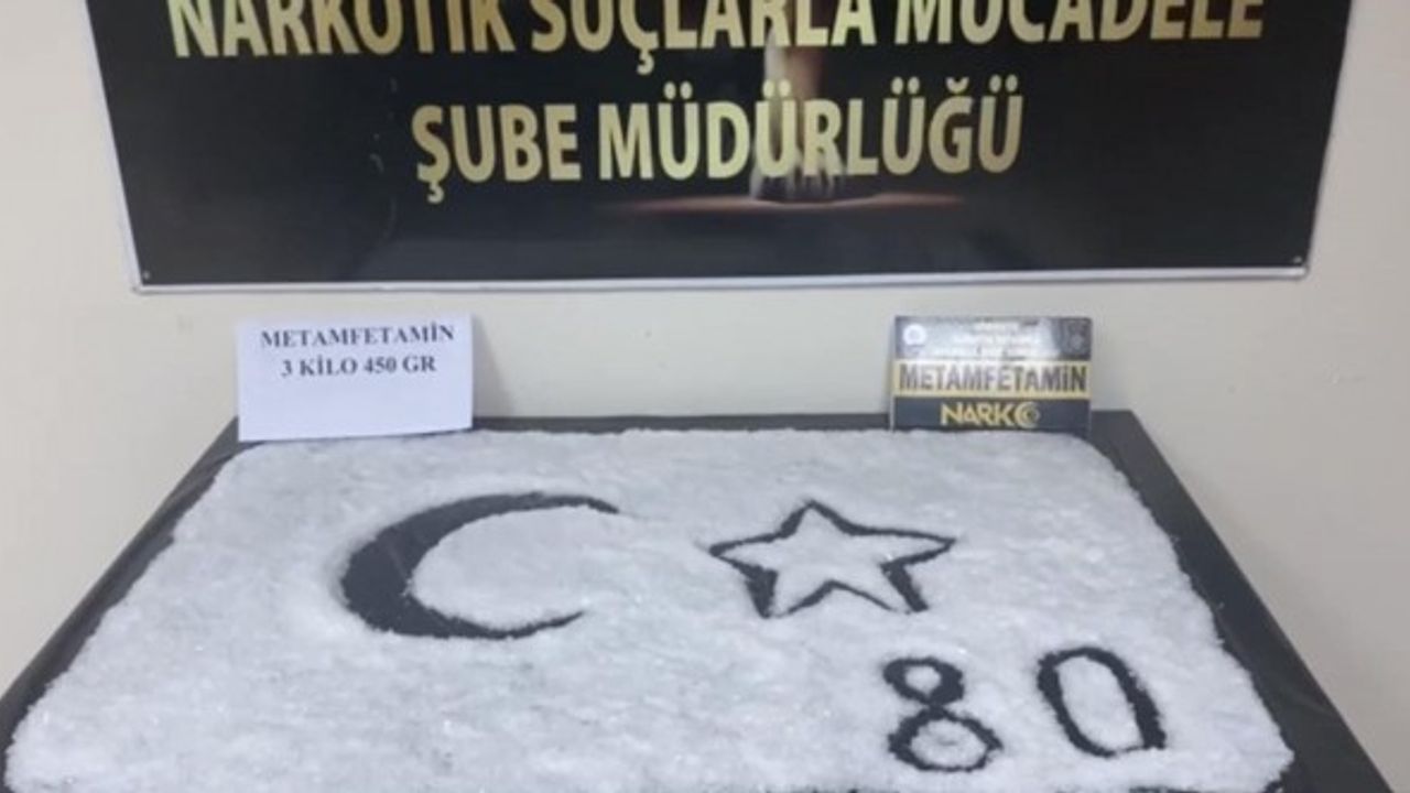 Osmaniye’de 3 kilo 450 gram metamfetamin maddesi ele geçirildi