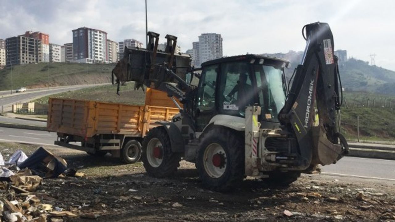 Kahramanmaraş'ta Caddeler Hafriyat Atıklarından Temizleniyor