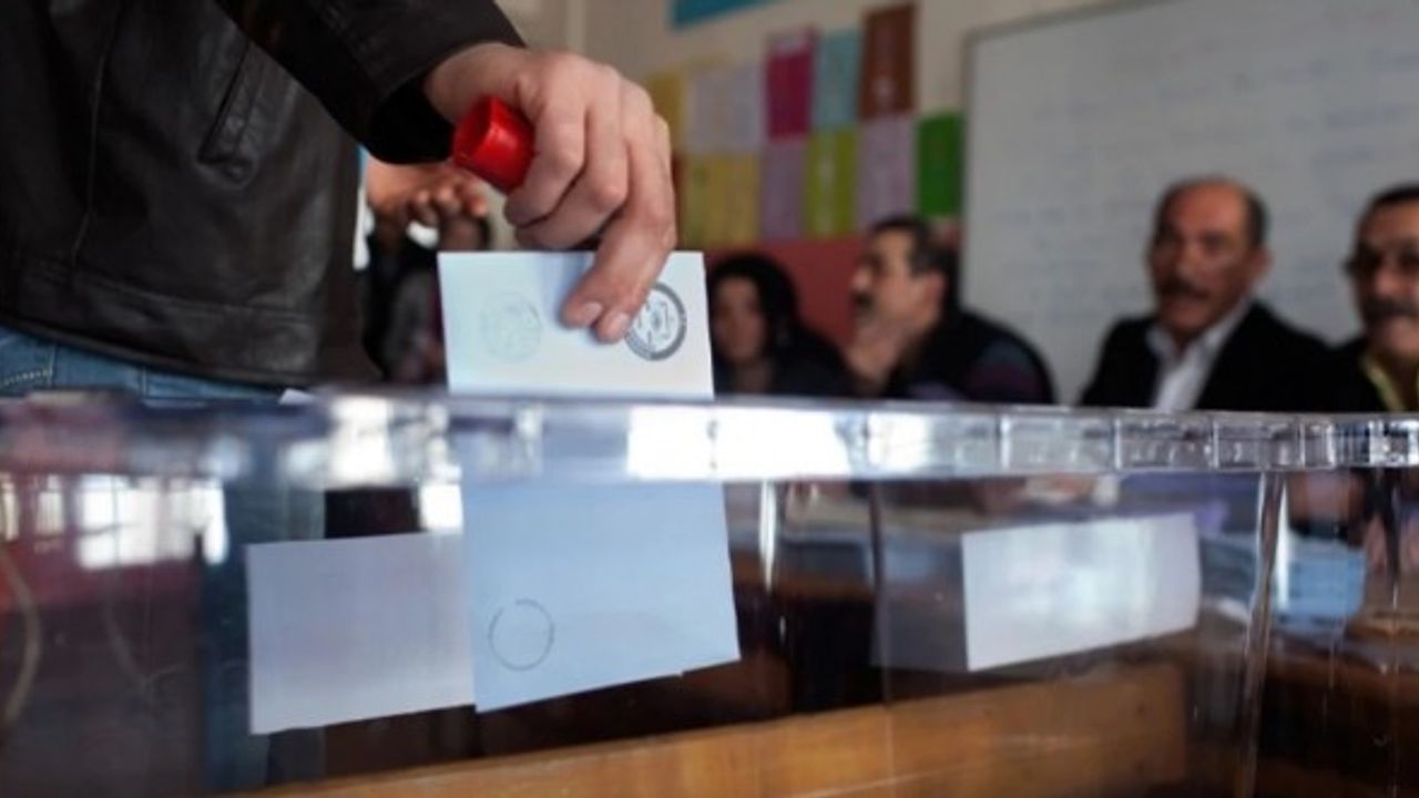 "Yerel Seçimlerde Oy Kullanmamanın Cezası Var Mı?" Sorusu Gündem Oldu!