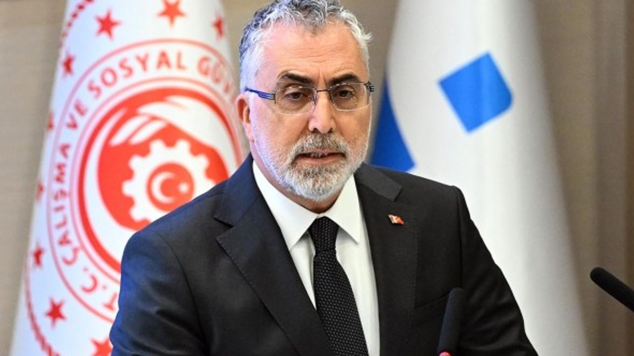 Bakan Işıkhan "Asgari Ücrete Ara Zam Olacak mı?" Sorularına Net Yanıt Verdi!
