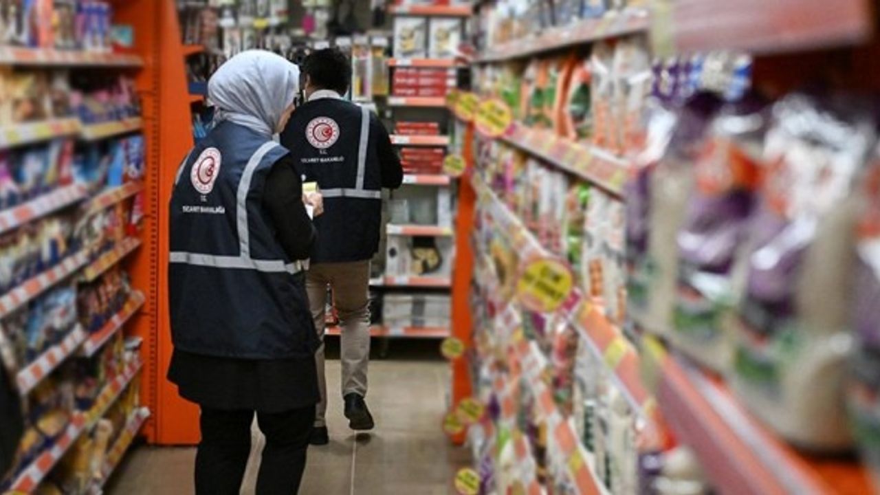 Fahiş Fiyat Artırıp Stok Yapanların Cezaları Artırılıyor!