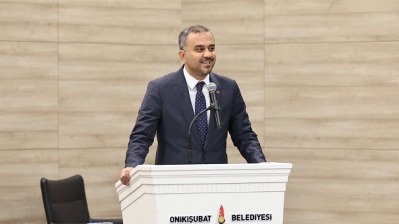 Başkan Toptaş’tan Bayram Öncesi Belediye Personeline Zam Müjdesi