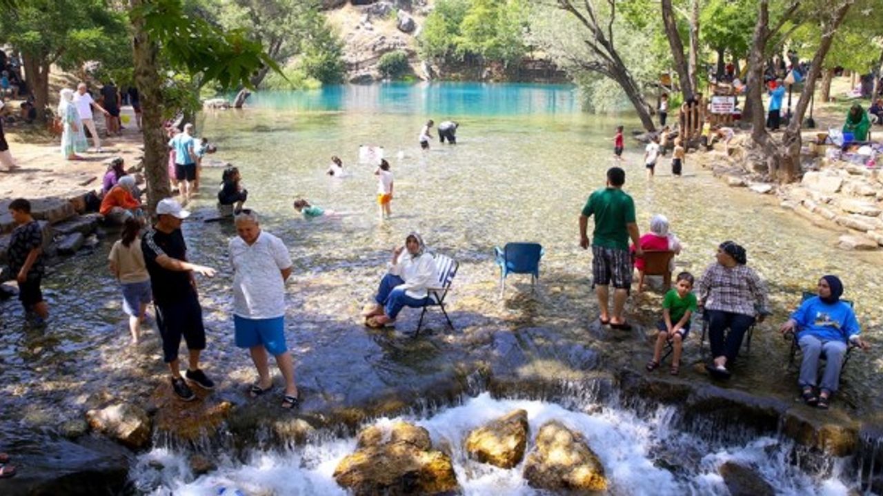 Hava Sıcaklığından Bunalanlar Kahramanmaraş'ın Mesire Alanlarında Serinliyor