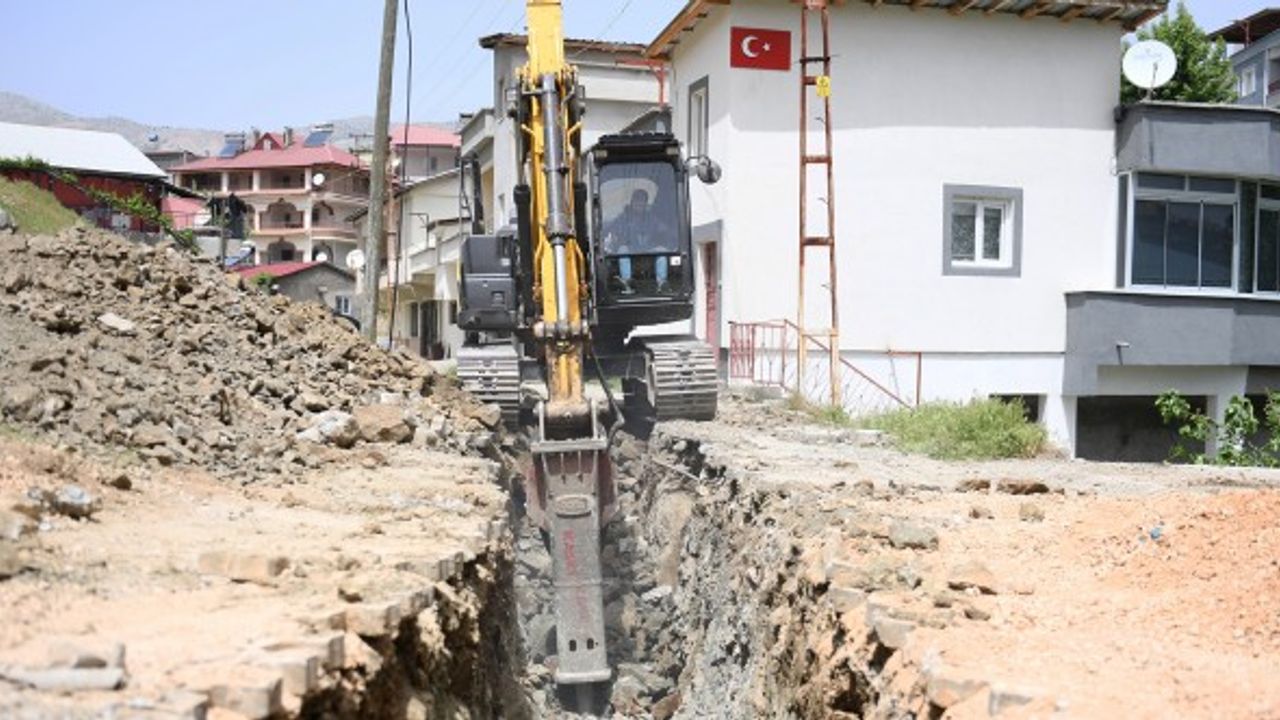 Kahramanmaraş Büyükşehir Belediyesi Helete’nin Altyapısını Yeniliyor